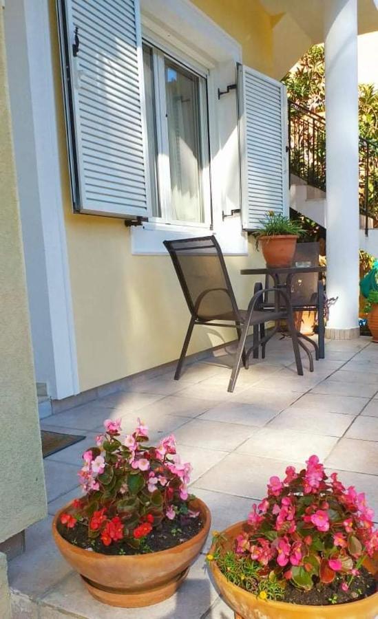 Villa Rosa Garden House Corfu  Buitenkant foto